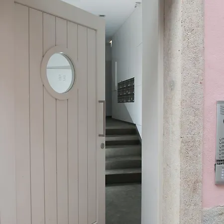 Apartment Hello Bairro Alto Lisbon